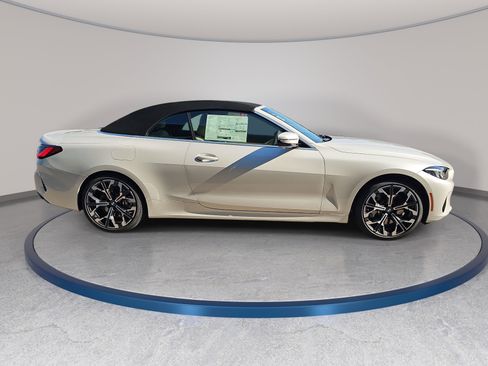 New 2027 BMW 430i xDrive Convertible w/ Premium Package AWD/4WD image 4