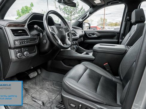 Used 2023 Chevrolet Tahoe Z71 w/ Luxury Package AWD/4WD image 13