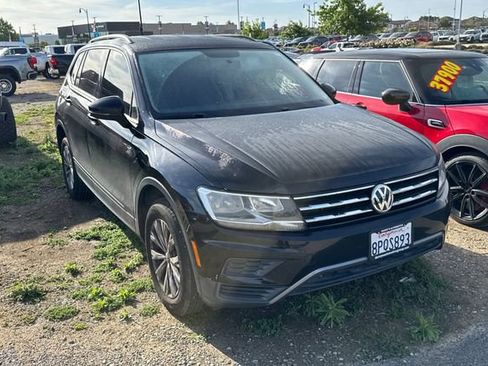 Used 2020 Volkswagen Tiguan S FWD image 2