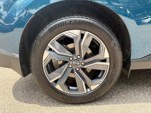 Used 2025 Nissan Murano SL w/ Cargo Package AWD/4WD image 17