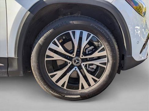 Certified 2025 Mercedes-Benz GLA 250 4MATIC image 25
