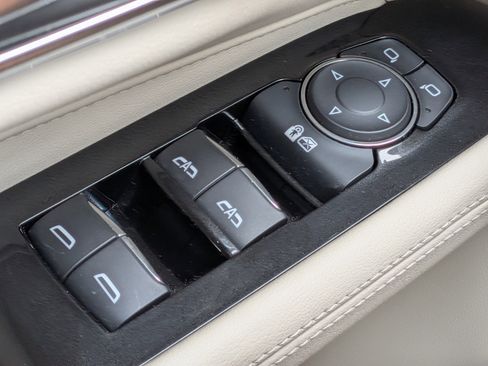 Certified 2025 Cadillac CT4 Premium Luxury RWD image 22