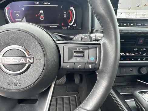 Used 2023 Nissan Rogue Platinum w/ Platinum Premium Package image 24