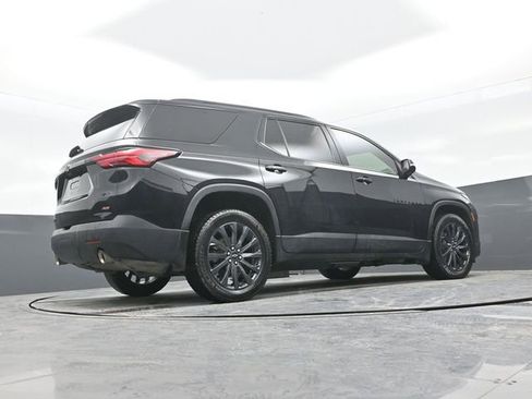 Used 2022 Chevrolet Traverse RS image 19