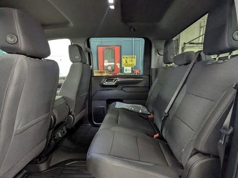 New 2026 GMC Sierra 2500 SLE w/ SLE Value Package; image 3
