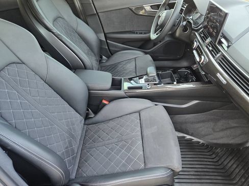 Used 2023 Audi S4 Premium w/ Convenience Package AWD/4WD image 13