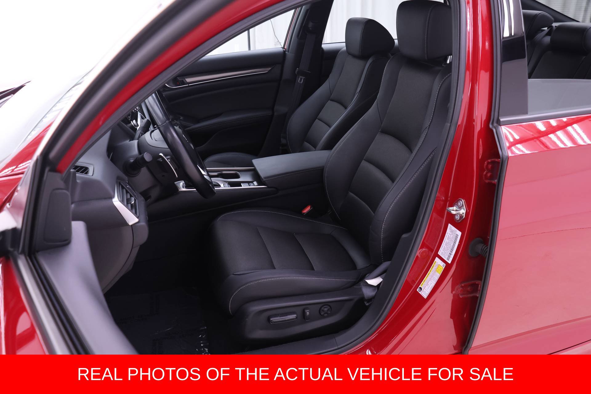 Used 2020 Honda Accord Sport image 4