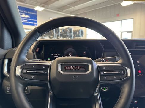 Used 2026 GMC Terrain Elevation image 13