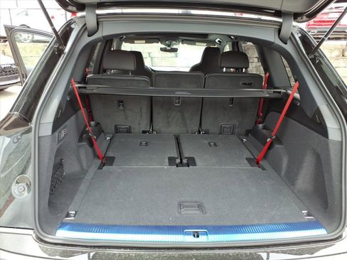 New 2026 Audi Q7 3.0T Prestige AWD/4WD image 13