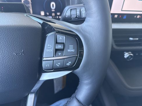 New 2026 Ford Explorer Platinum image 32