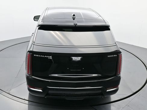 New 2025 Cadillac Escalade IQ Sport 2 image 26