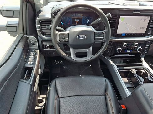 Used 2025 Ford F250 Lariat AWD/4WD image 10