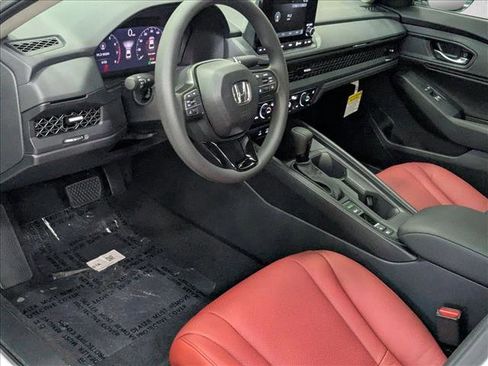 New 2025 Honda Accord SE image 3