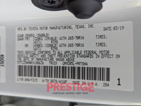 Used 2019 Toyota Tacoma TRD Off-Road image 32