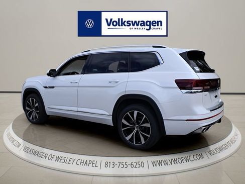 Certified 2026 Volkswagen Atlas SEL Premium R-Line AWD/4WD image 5
