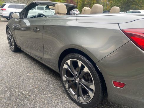 Used 2017 Buick Cascada Premium image 37