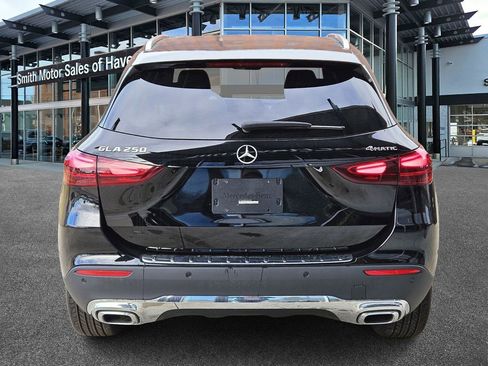 Certified 2025 Mercedes-Benz GLA 250 4MATIC image 4