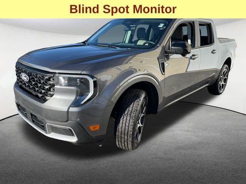 Used 2025 Ford Maverick Lariat w/ 4K Tow Package image 5