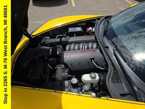 Used 2011 Chevrolet Corvette Coupe w/ Preferred Equipment Group RWD image 26