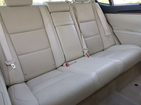 Used 2014 Lexus ES 350 image 11