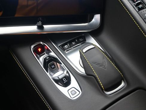 Used 2023 Chevrolet Corvette Stingray Premium Cpe w/ 3LT RWD image 19