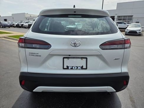 Used 2026 Toyota Corolla Cross L AWD/4WD image 6