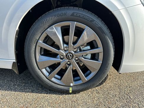 New 2026 Nissan Sentra SL w/ Floor Mat Package image 12