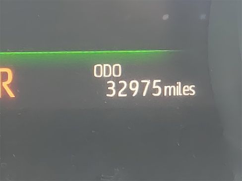 Used 2023 Toyota Camry XSE image 32