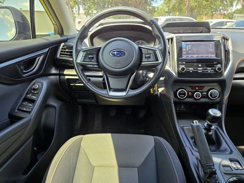 Certified 2022 Subaru Crosstrek 2.0i Premium AWD/4WD image 12