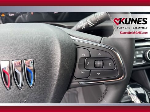 New 2026 Buick Envista Sport Touring FWD image 17