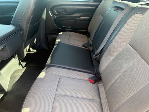 Certified 2017 Nissan Titan S image 13