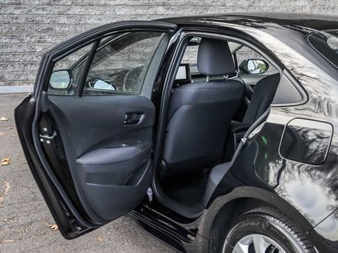 Certified 2025 Toyota Corolla LE FWD image 21
