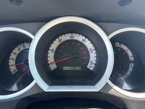 Used 2012 Toyota Tacoma 4x4 Double Cab w/ TRD Sport Pkg image 8