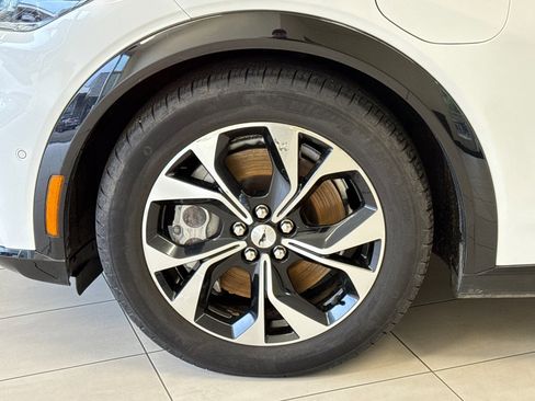 Used 2022 Ford Mustang Mach-E Premium image 26