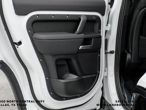 New 2026 Land Rover Defender 110 X-Dynamic SE AWD/4WD image 49