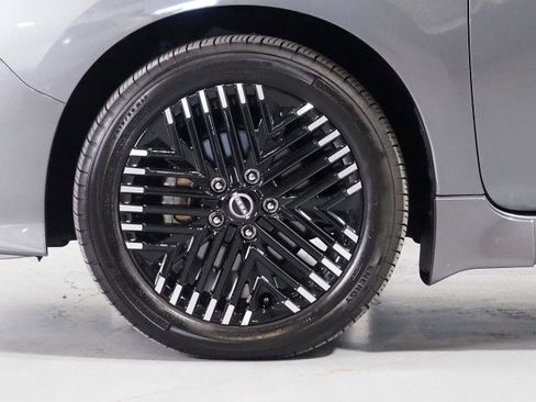 Used 2024 Nissan Leaf SV Plus image 45