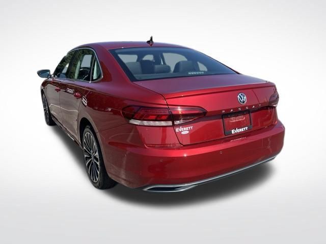 Used 2022 Volkswagen Passat 2.0T FWD image 7