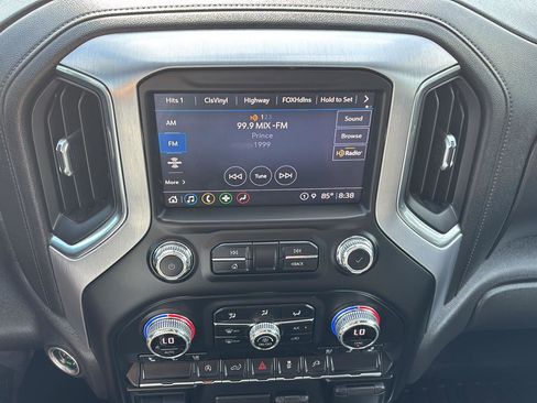 Used 2021 GMC Sierra 1500 SLT RWD image 20