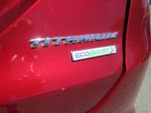 Used 2017 Ford Fusion Titanium FWD image 7