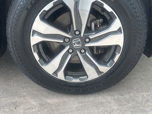 Used 2018 Honda CR-V LX image 27