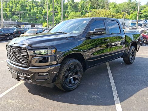 Used 2025 RAM 1500 Big Horn AWD/4WD image 3