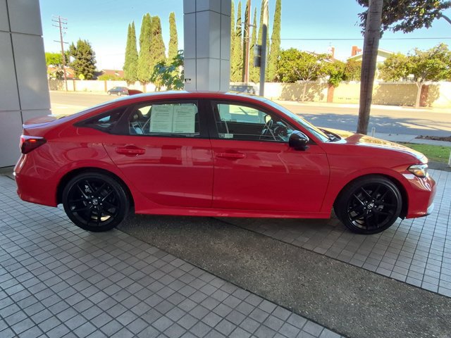Used 2025 Honda Civic Sport image 4