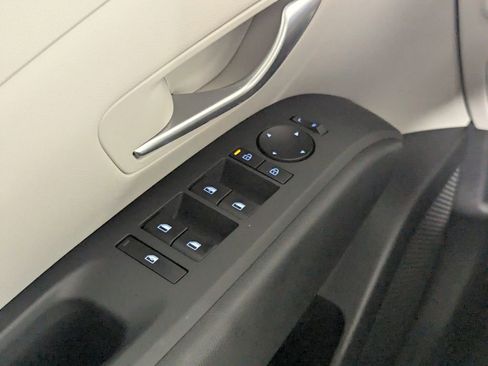 New 2026 Hyundai Tucson SE image 15