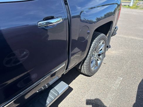Used 2018 Chevrolet Silverado 1500 LTZ Z71 w/ Centennial Edition AWD/4WD image 4