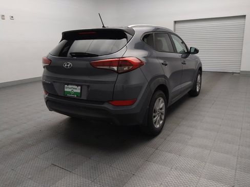 Used 2016 Hyundai Tucson SE w/ Option Group 02 FWD image 9