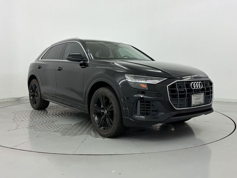 Used 2023 Audi Q8 Premium Plus w/ Premium Plus Package AWD/4WD image 7