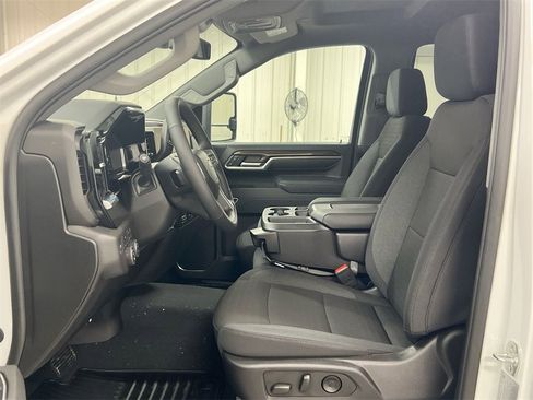 Used 2025 Chevrolet Silverado 2500 LT w/ All Star Edition image 18