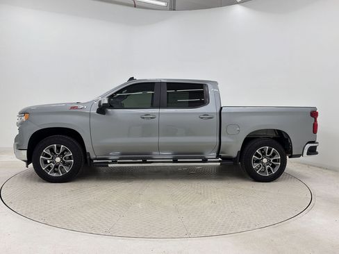 Used 2025 Chevrolet Silverado 1500 LT w/ Z71 Off-Road Package AWD/4WD image 2