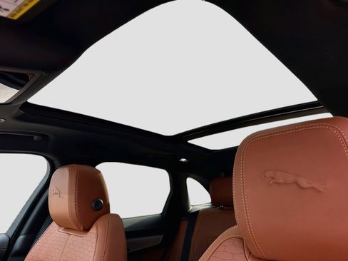 New 2026 Jaguar F-PACE R-Dynamic S AWD/4WD image 27