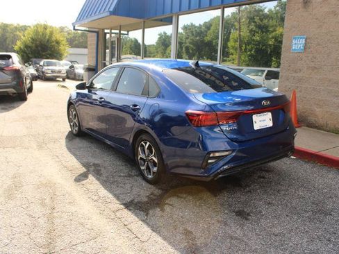 Used 2020 Kia Forte LXS FWD image 4